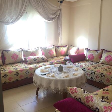Ocean View Apartment Rabat Bagian luar foto