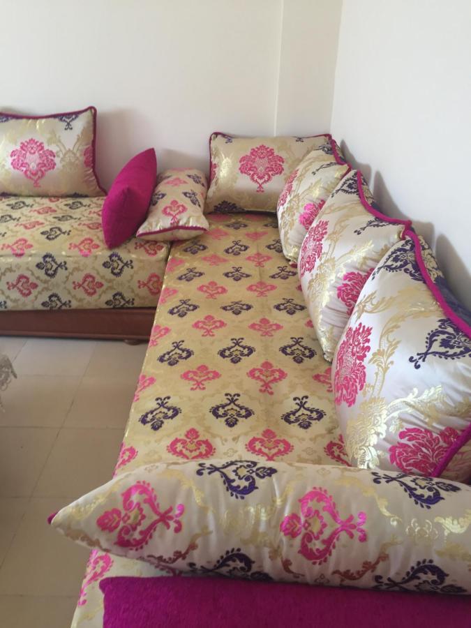 Ocean View Apartment Rabat Bagian luar foto