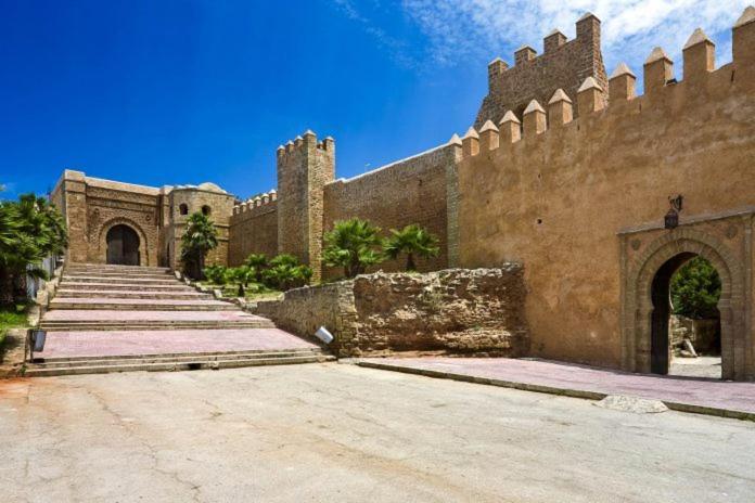 Ocean View Apartment Rabat Bagian luar foto