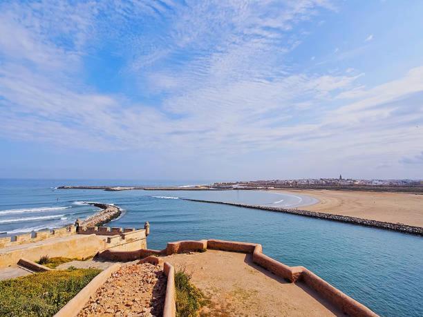 Ocean View Apartment Rabat Bagian luar foto
